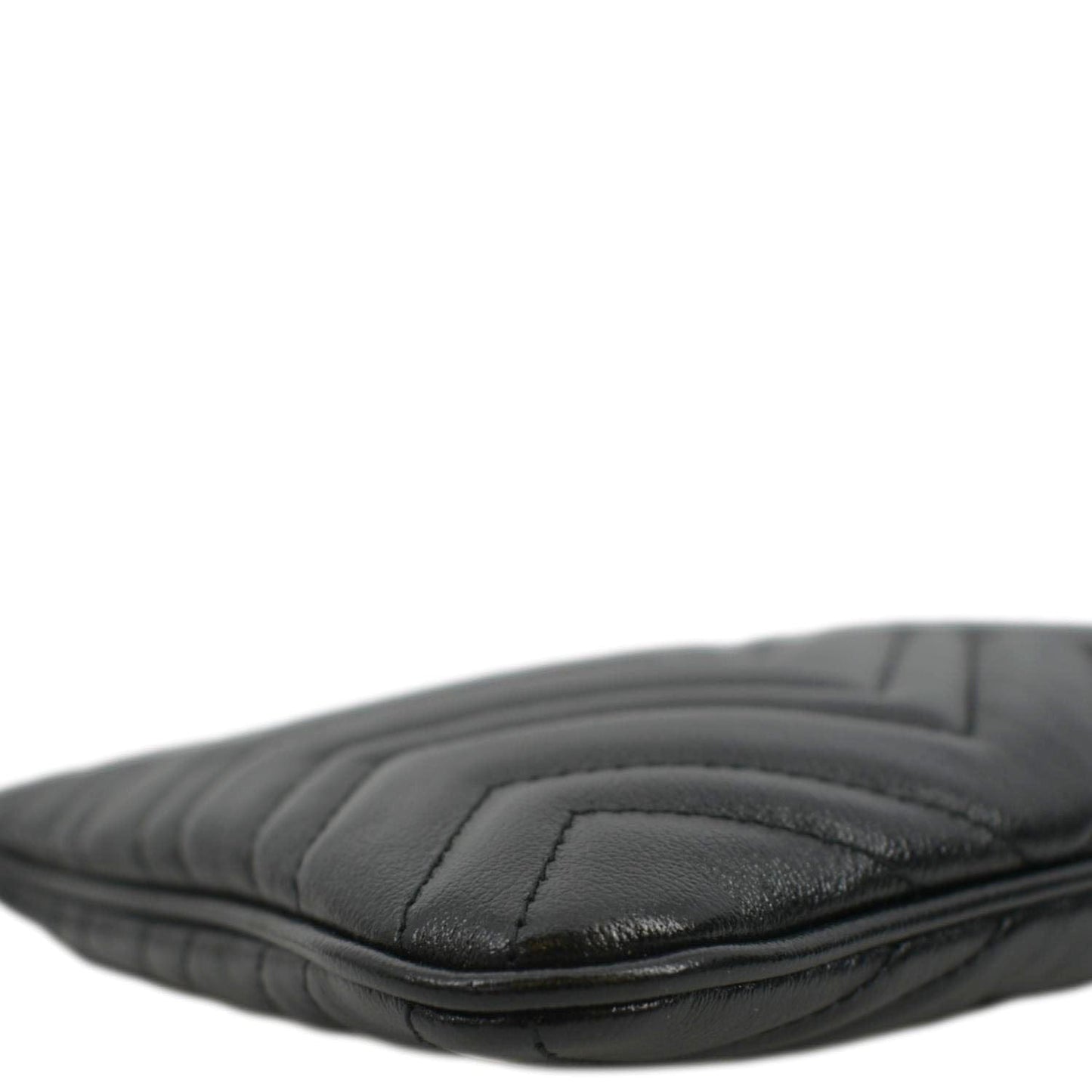 GUCCI GG Marmont Matelasse Chevron Leather Pouch Black 525541