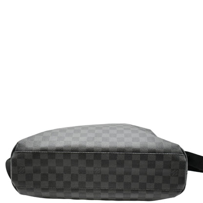 LOUIS VUITTON Mick Damier Graphite Messenger Crossbody Bag Black