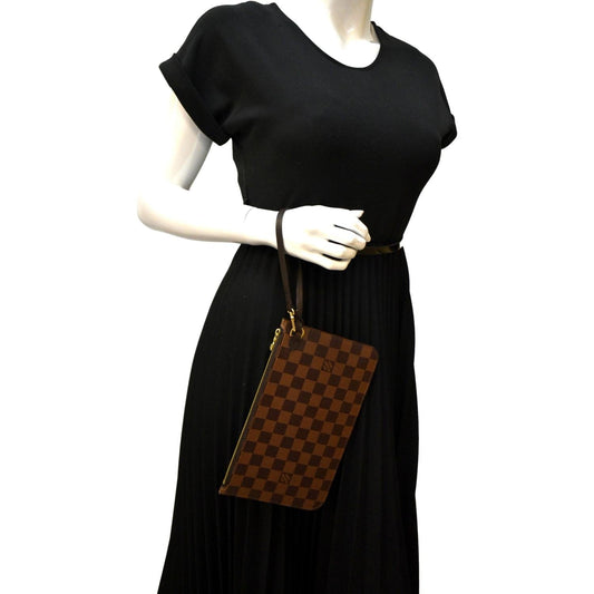 LOUIS VUITTON Neverfull Damier Ebene Pochette Wristlet Pouch Brown