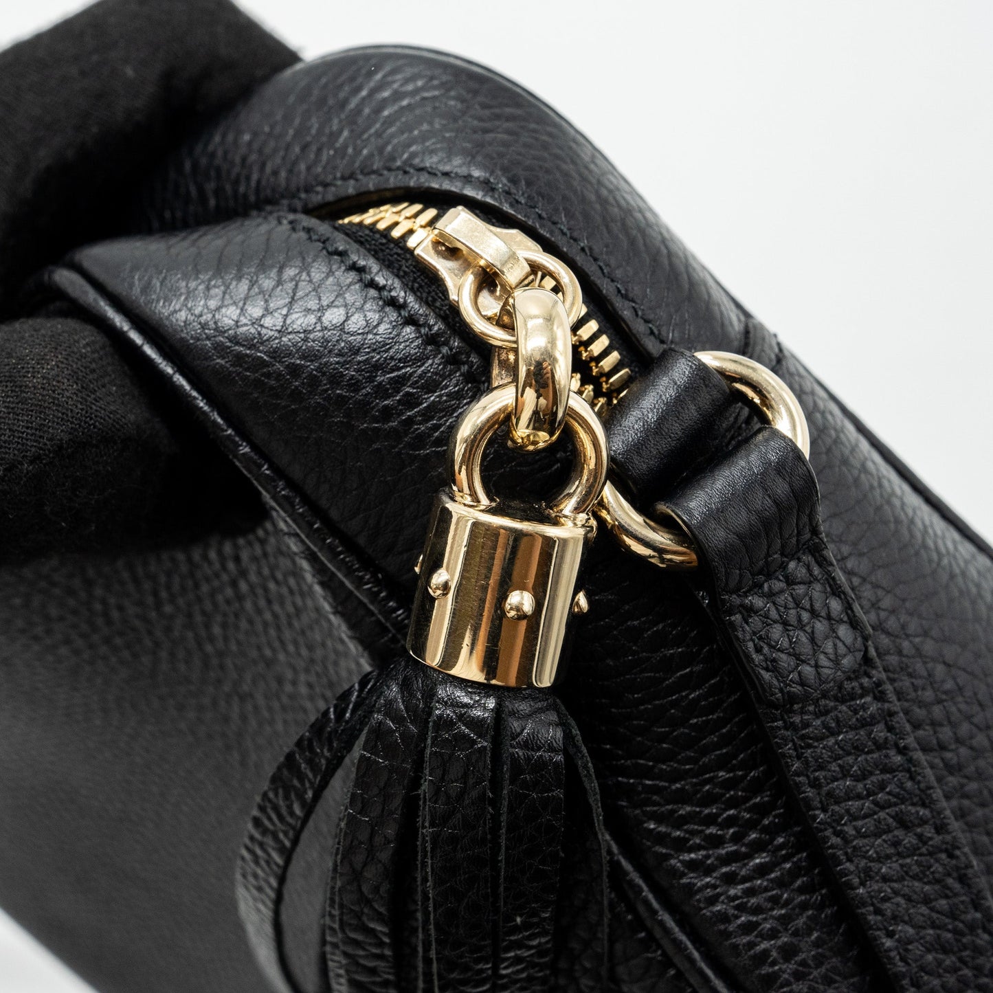 Gucci soho disco camera bag grained calfskin black