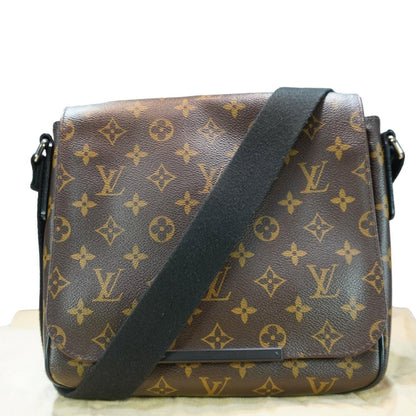 LOUIS VUITTON District PM Monogram Canvas Messenger Bag Brown