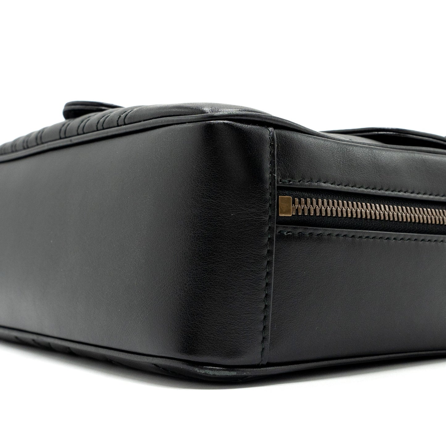 Gucci GG Marmont Matelasse Shoulder Bag Calfskin Black