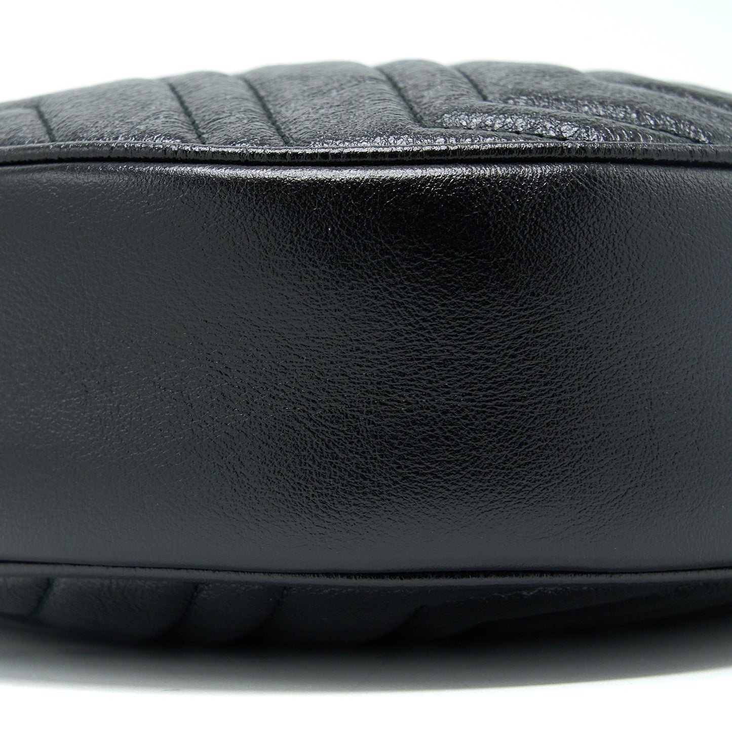 Gucci GG Mormont Round Shoulder Bag Calfskin Black