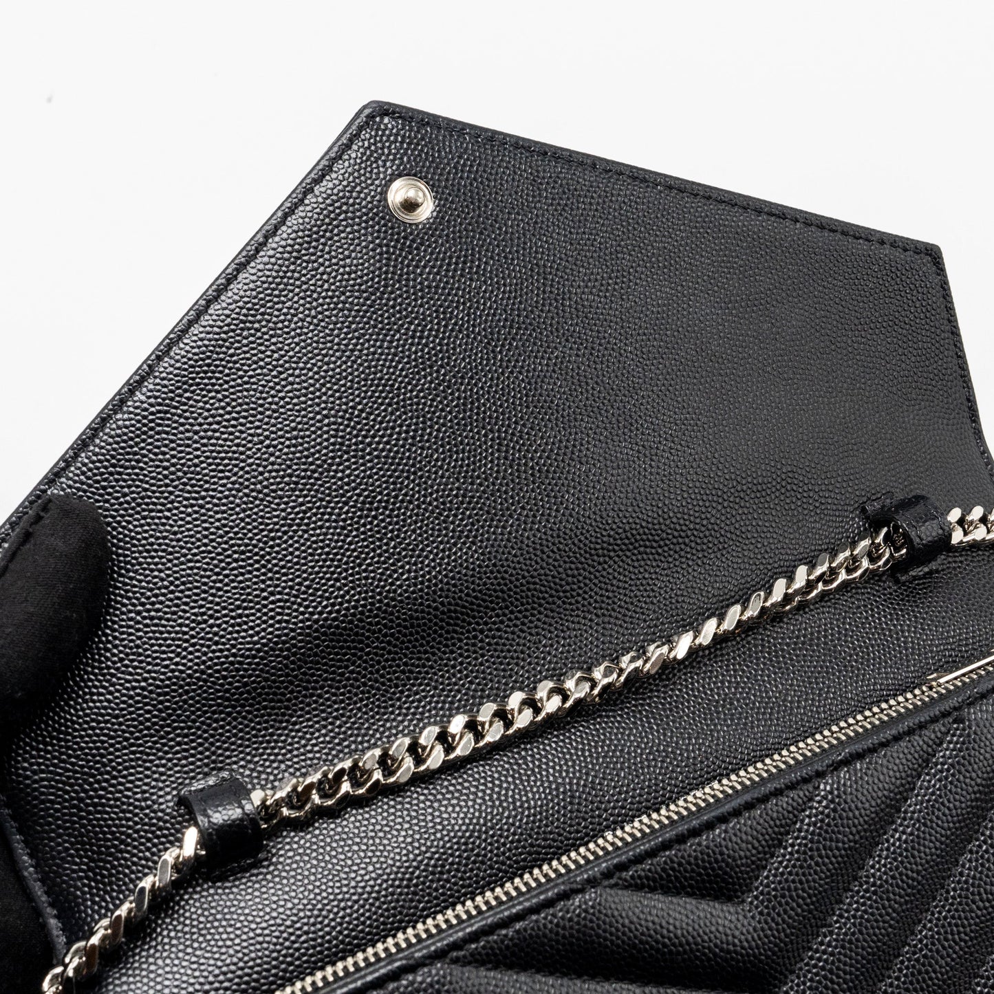 SAINT LAURENT ENVELOP CHAIN BAG GRAINED CALFSKIN BLACK SHW