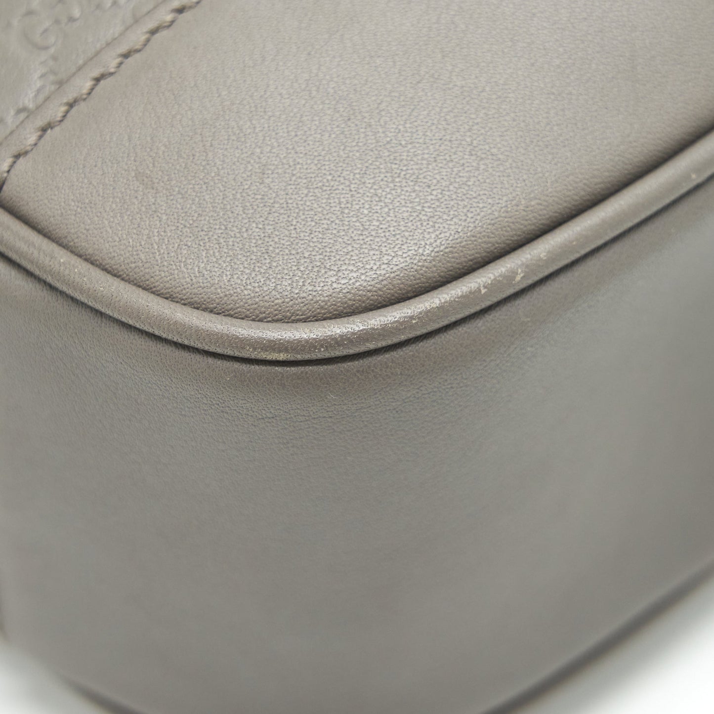 Gucci Guccissima Crossbody Bag Grey L