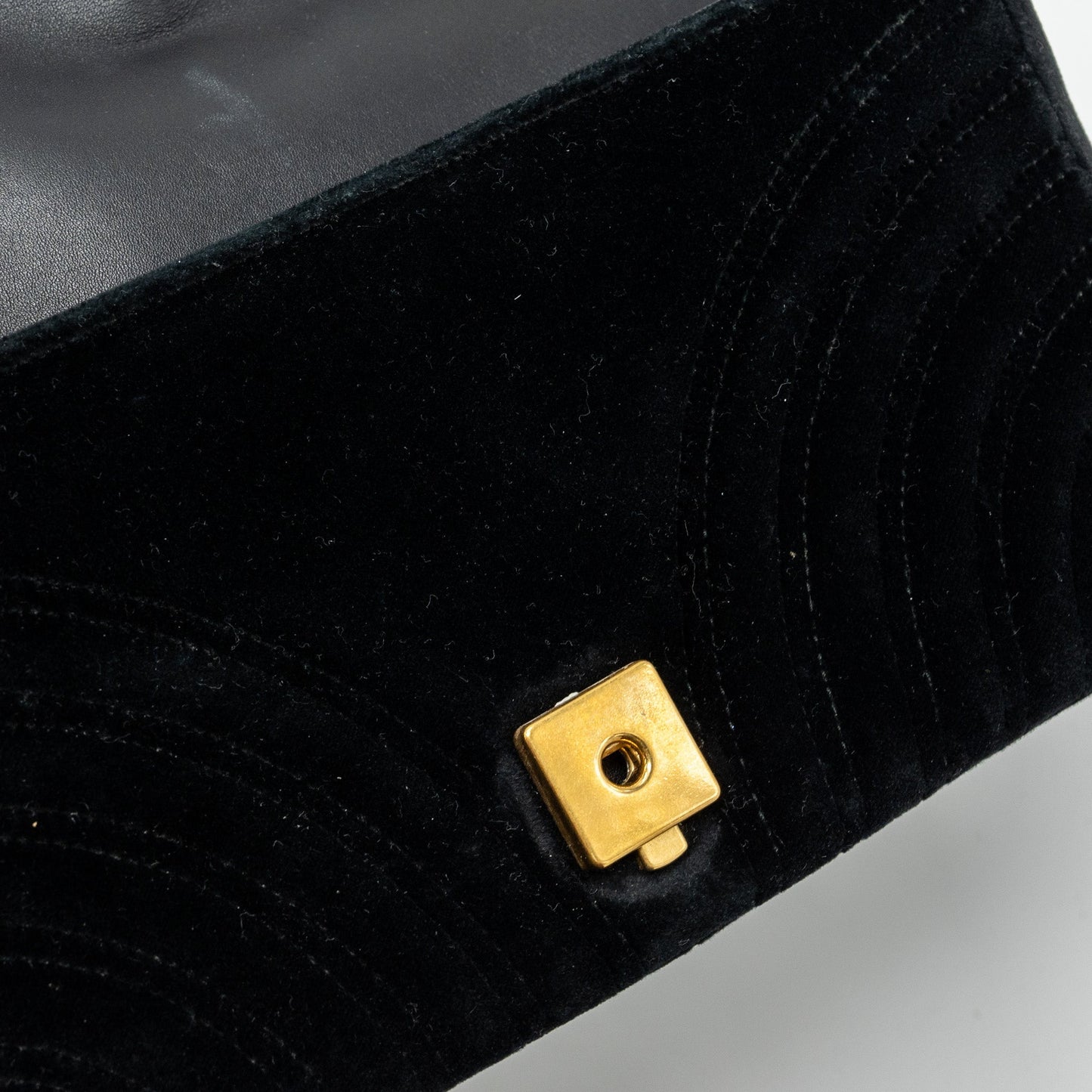 Gucci Small GG Marmont Bag Velvet Black