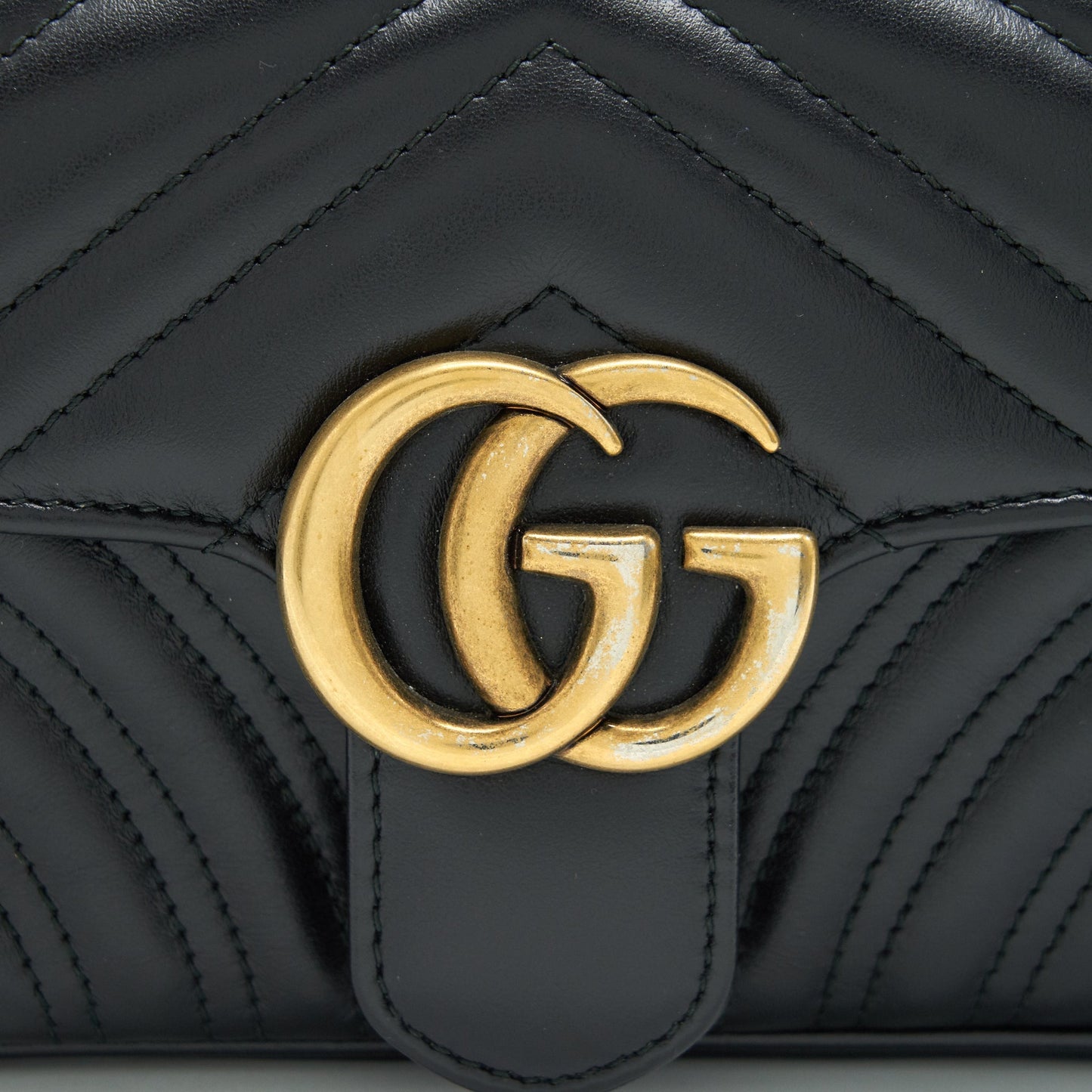Gucci GG Marmont Mini Matelasse Shoulder Bag Black
