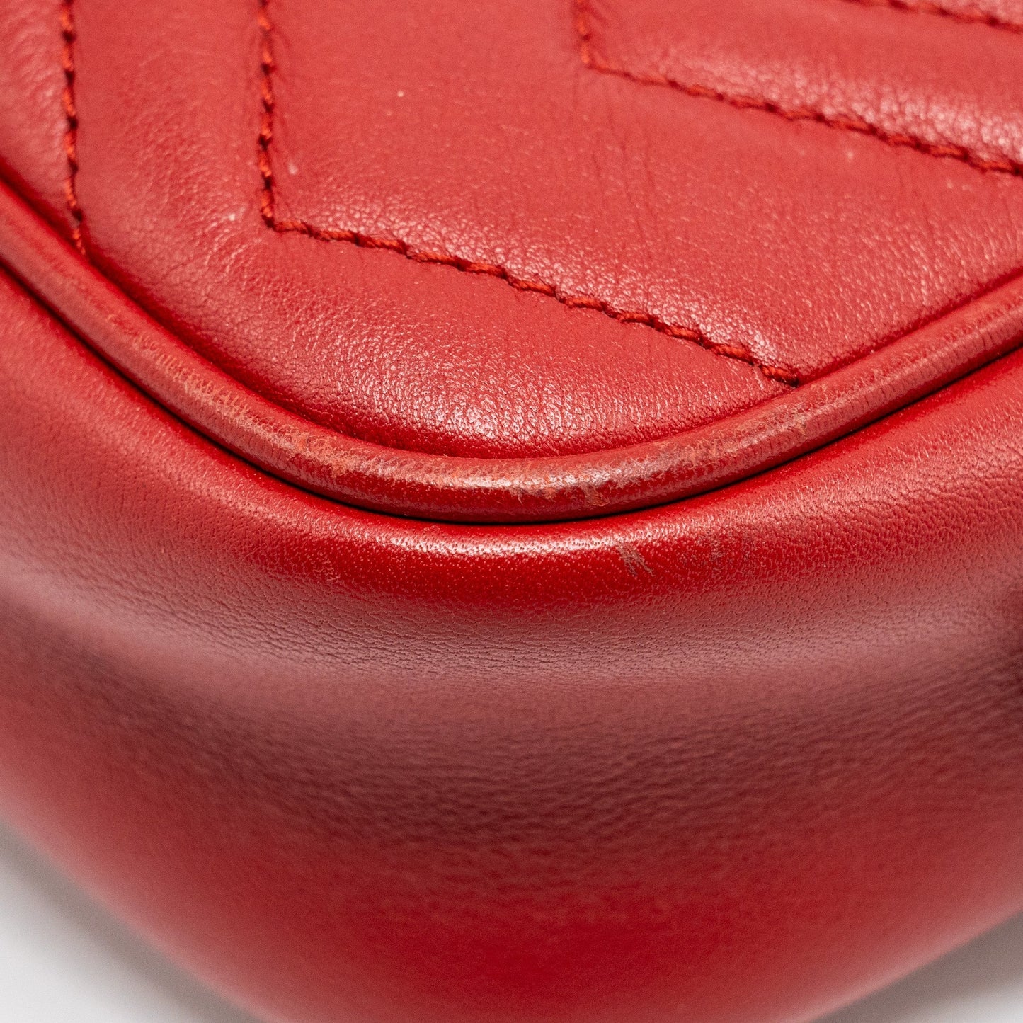 Gucci GG Marmont Matelasse Camera Bag Red Leather Red
