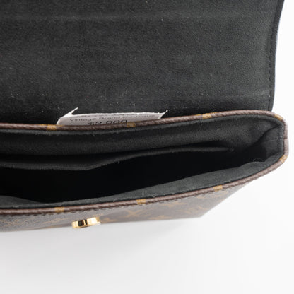LOUIS VUITTON Locky BB