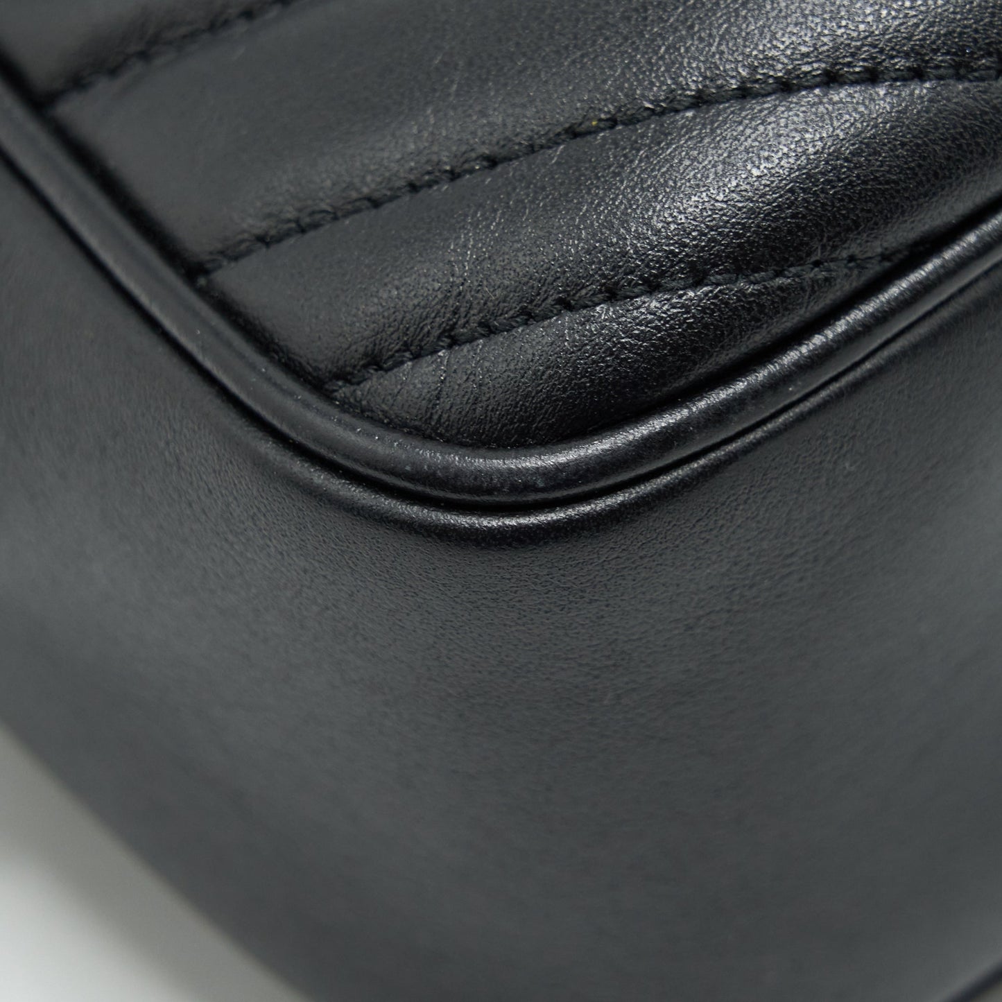 Gucci GG Marmont Small Matelasse Shoulder Bag Black