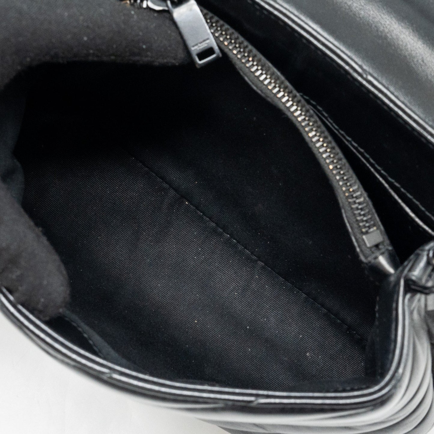 Saint Laurent/YSL Small Loulou Bag Calfskin So Black