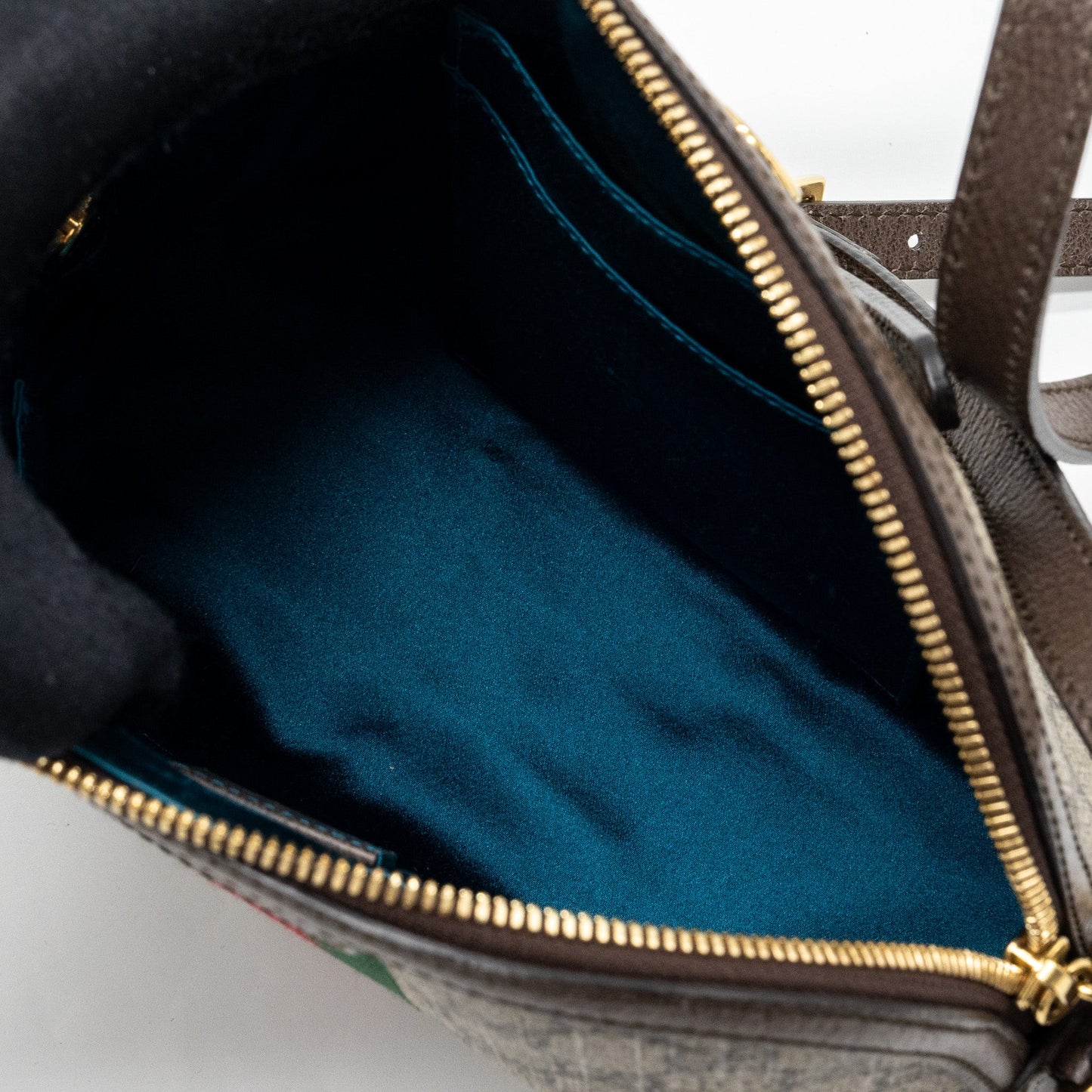 Gucci Ophidia Shoulder Bag GG Supreme Canvas