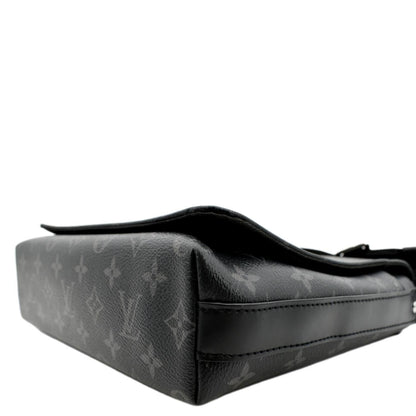 LOUIS VUITTON District PM Monogram Eclipse Messenger Bag Black