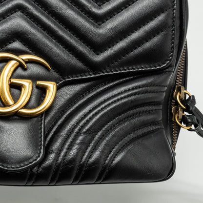 Gucci GG Marmont Zip Around Top handle camera bag calfskin black