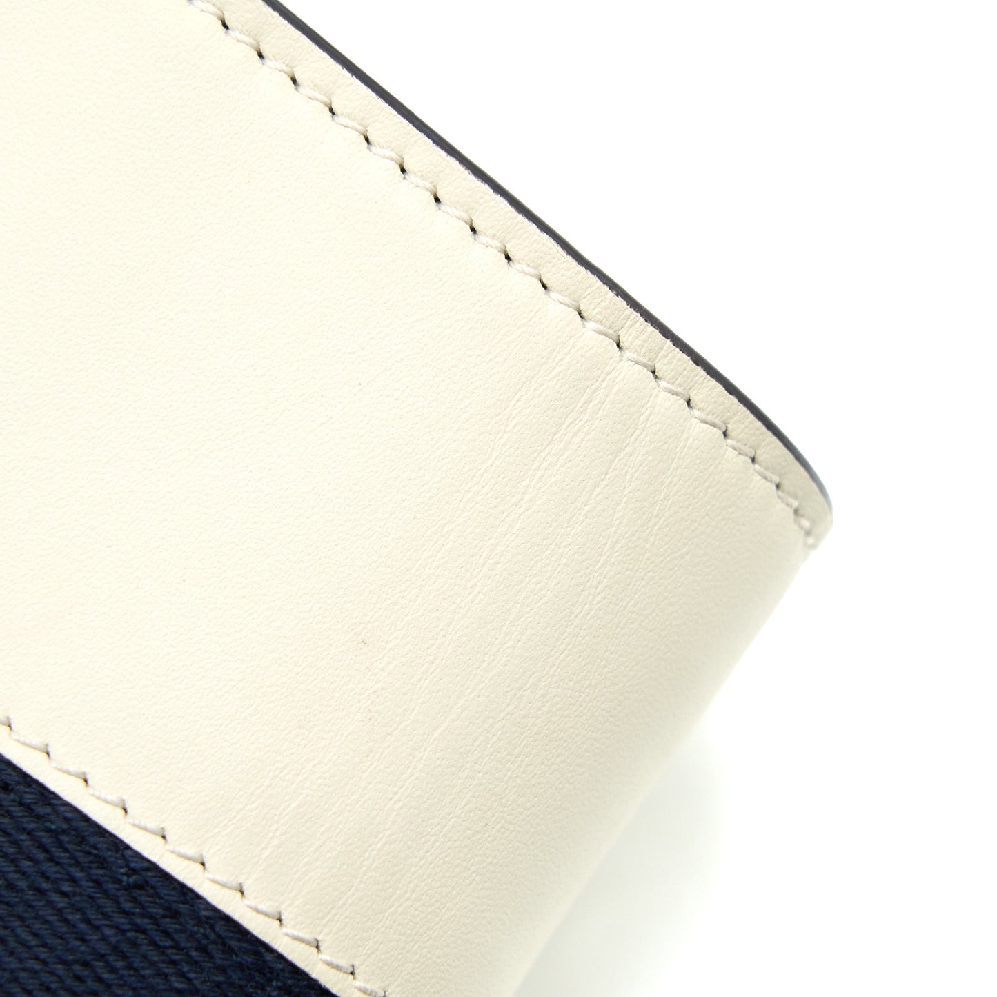 Gucci Sylvie Mini Chain Bag Calfskin White