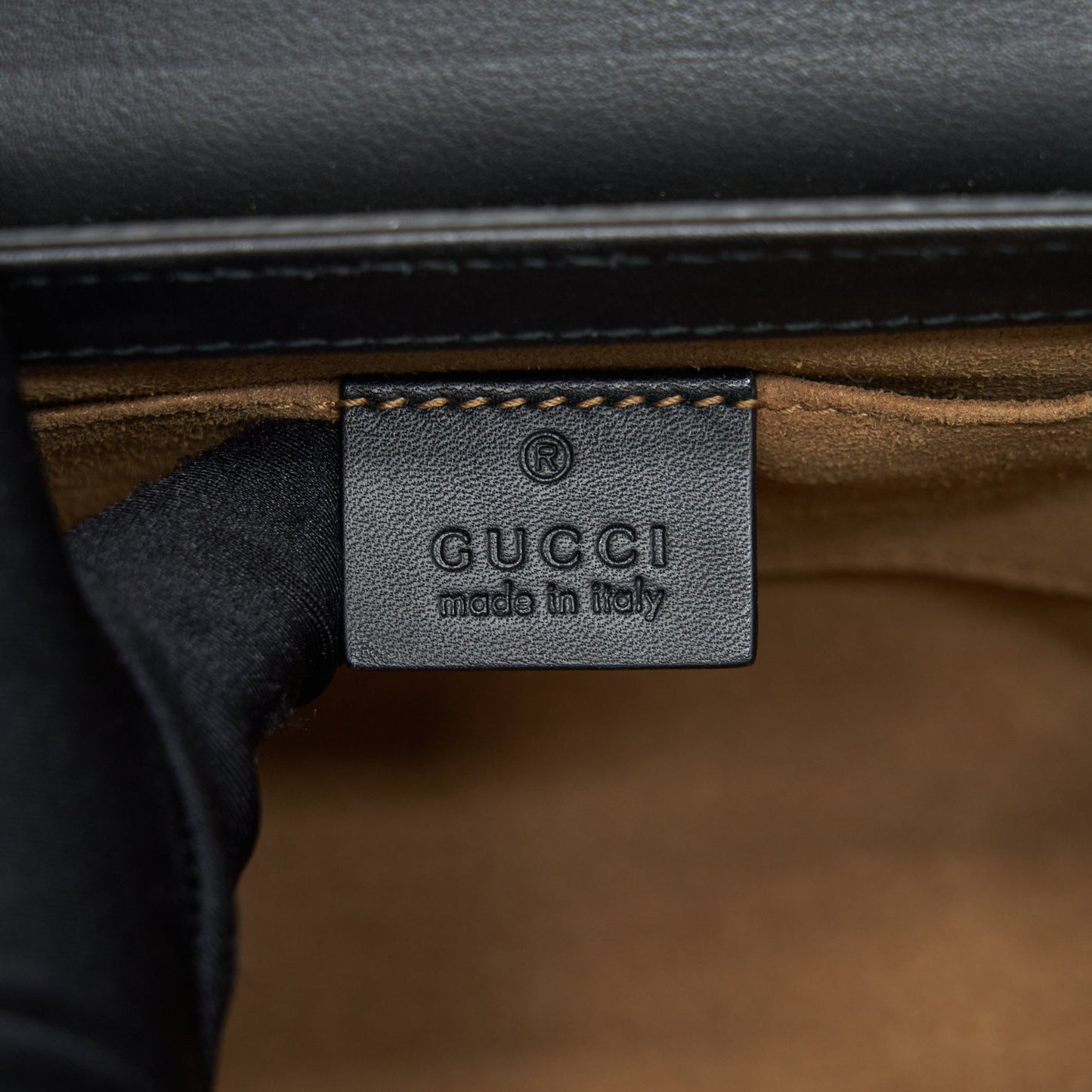 Gucci Small Padlock Shoulder Bag GG Supreme Canvas / Black