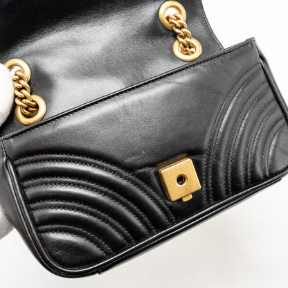 GUCCI Mini GG Marmont Shoulder Bag Calfskin Black