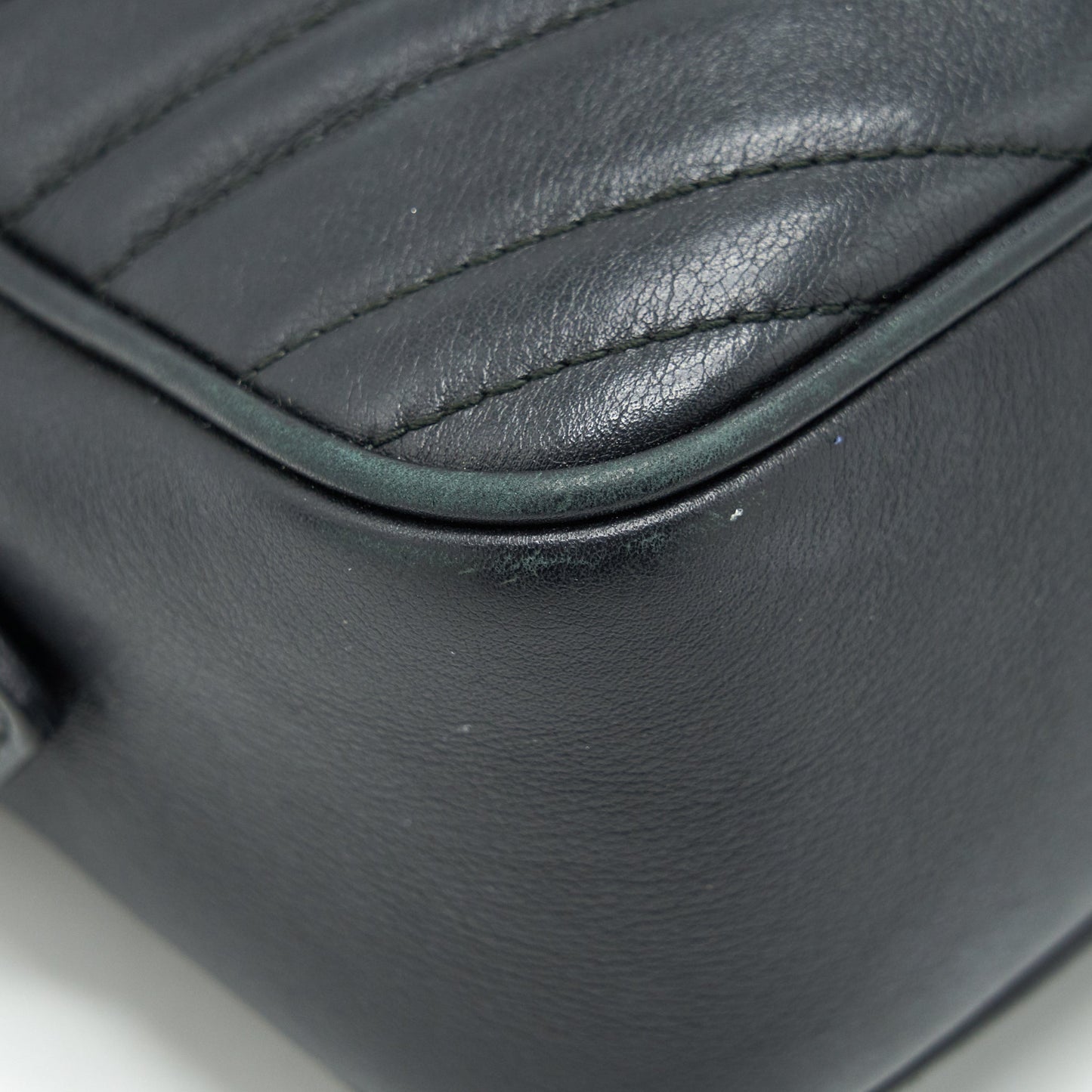 Gucci Marmont small matelasse shoulder bag black