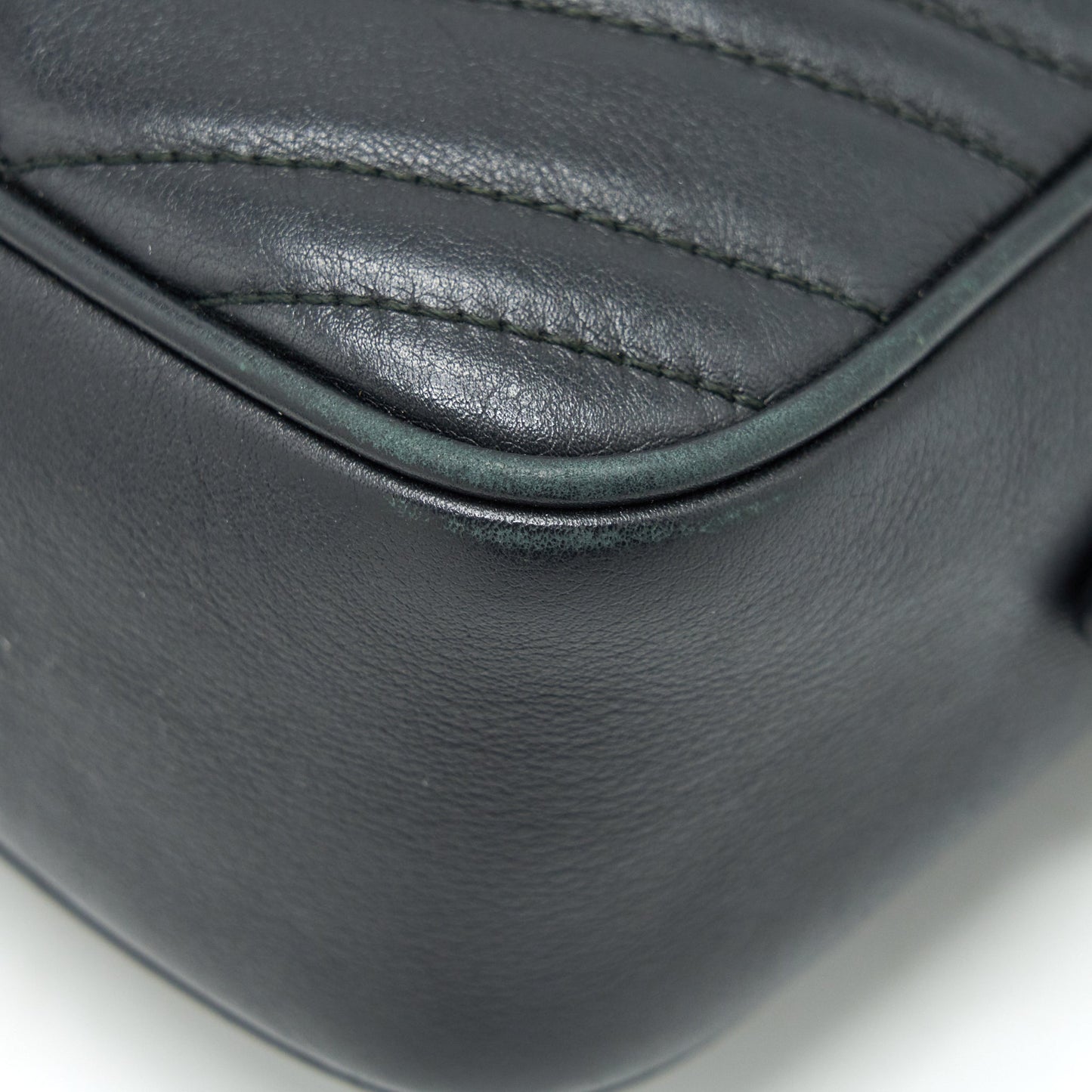 Gucci Marmont small matelasse shoulder bag black