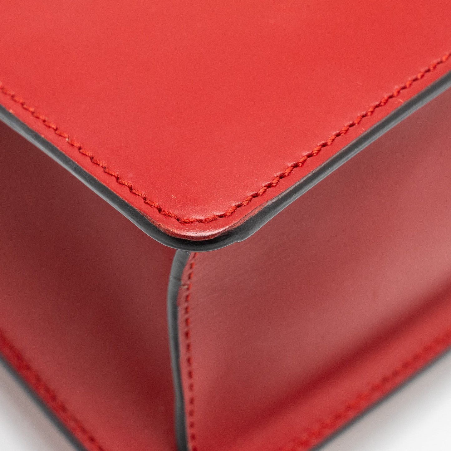 Gucci Top Handle Mini Sylvie calfskin red