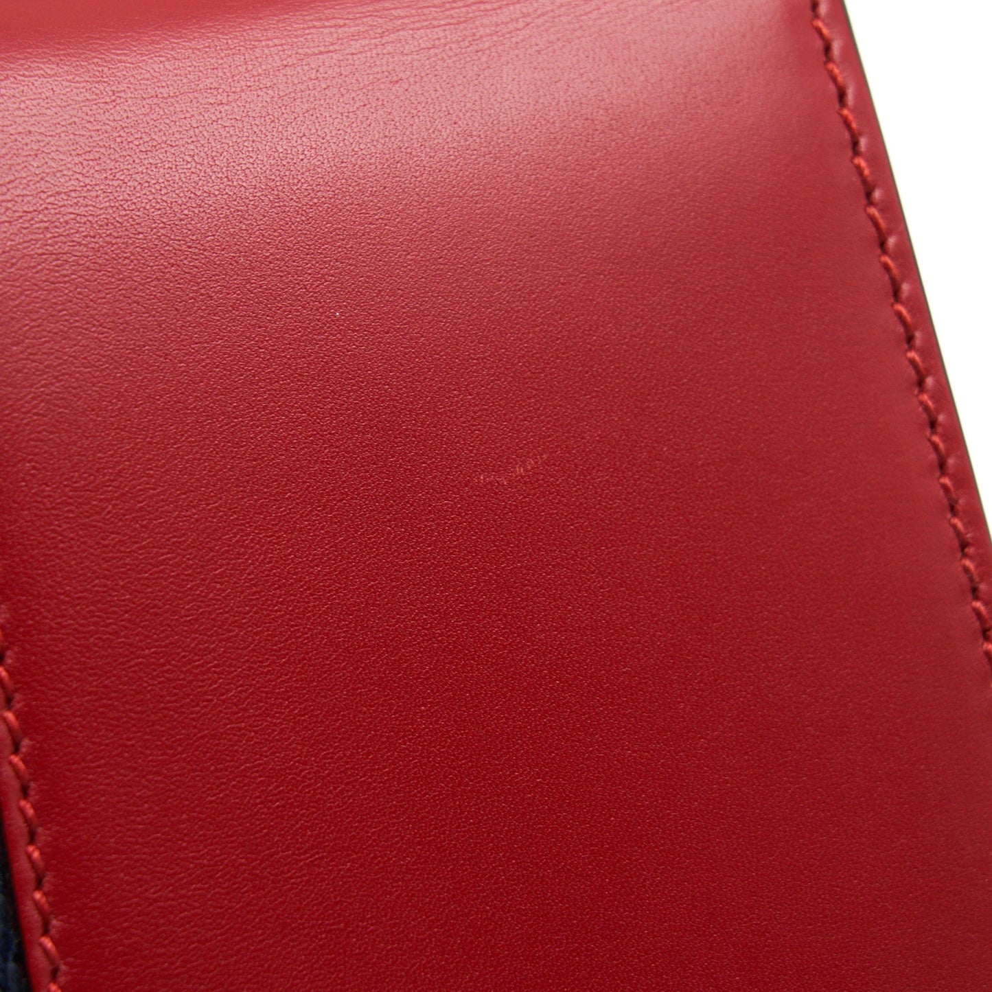Gucci Sylvia Bag red