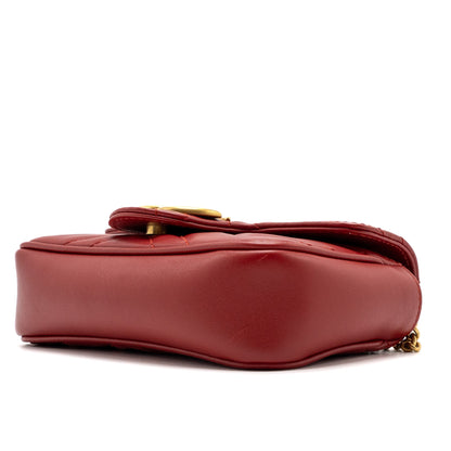 Gucci Marmont super mini matelassé chevron Calfskin red