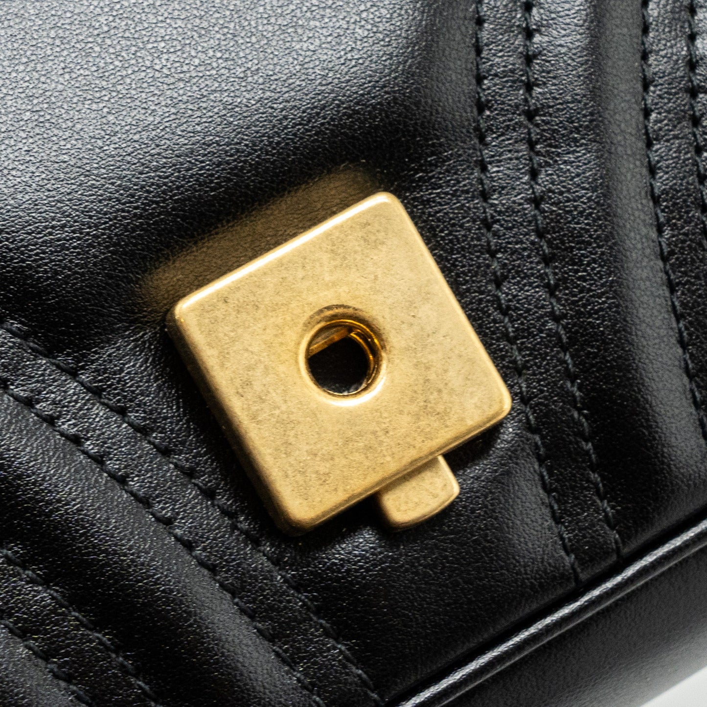 Gucci small marmont bag calfskin black