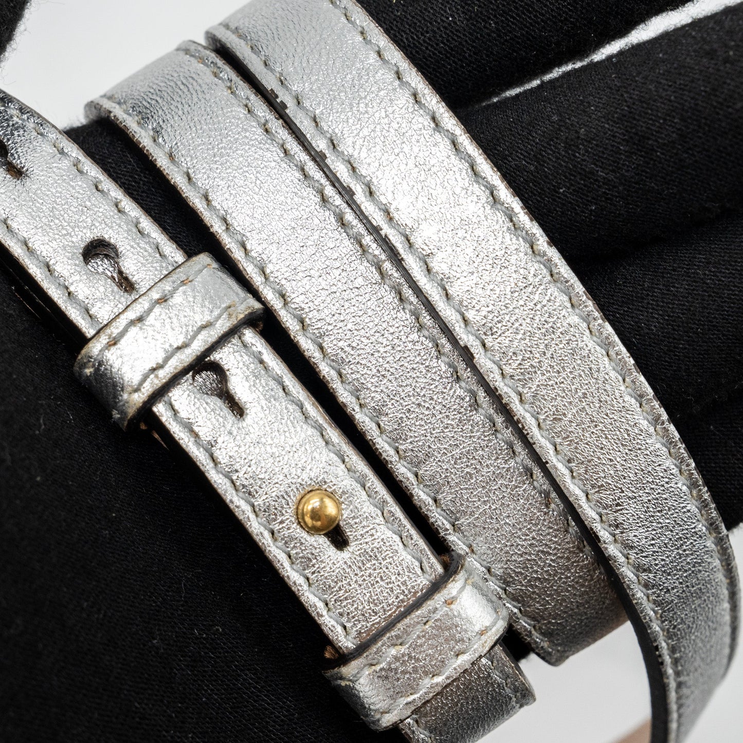 Gucci GG Marmont Camera Bag With Pearl Leather Silver