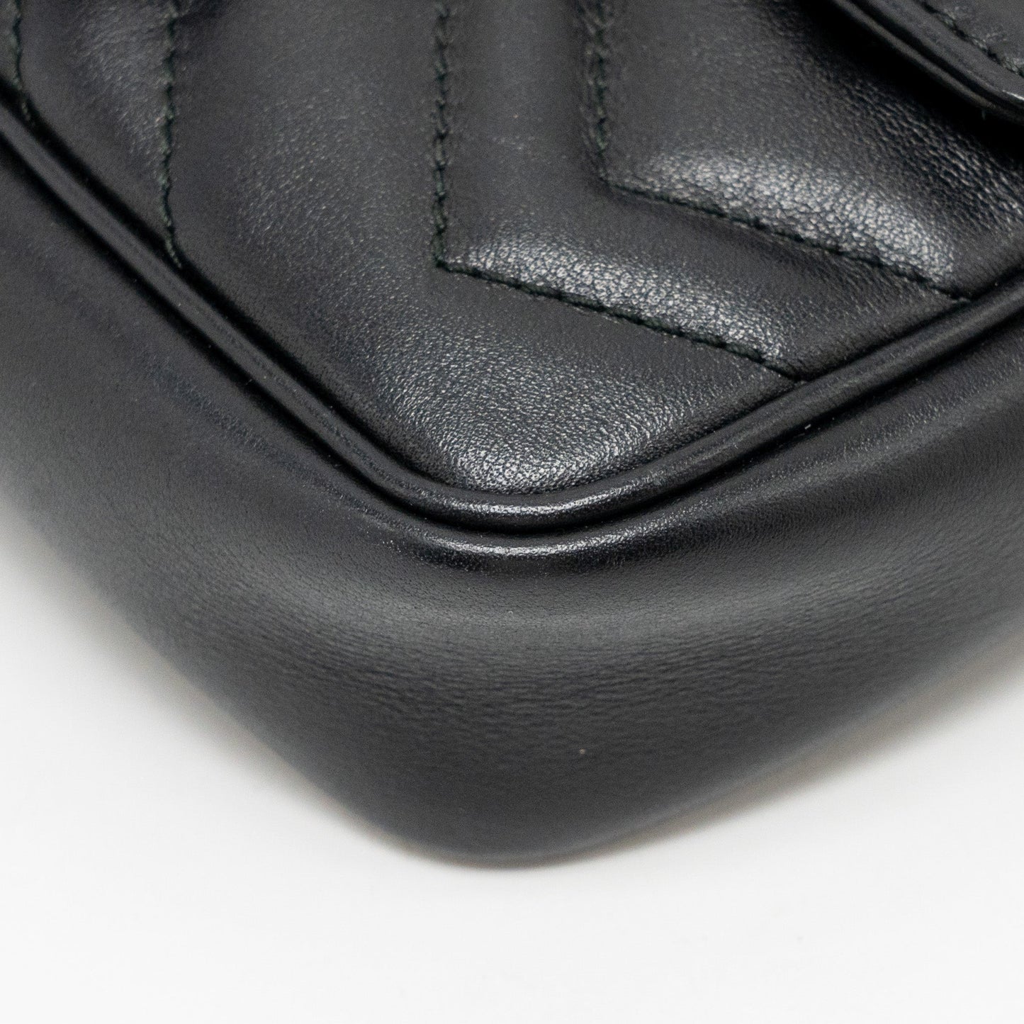 GUCCI Super Mini GG Marmont Calfskin Black
