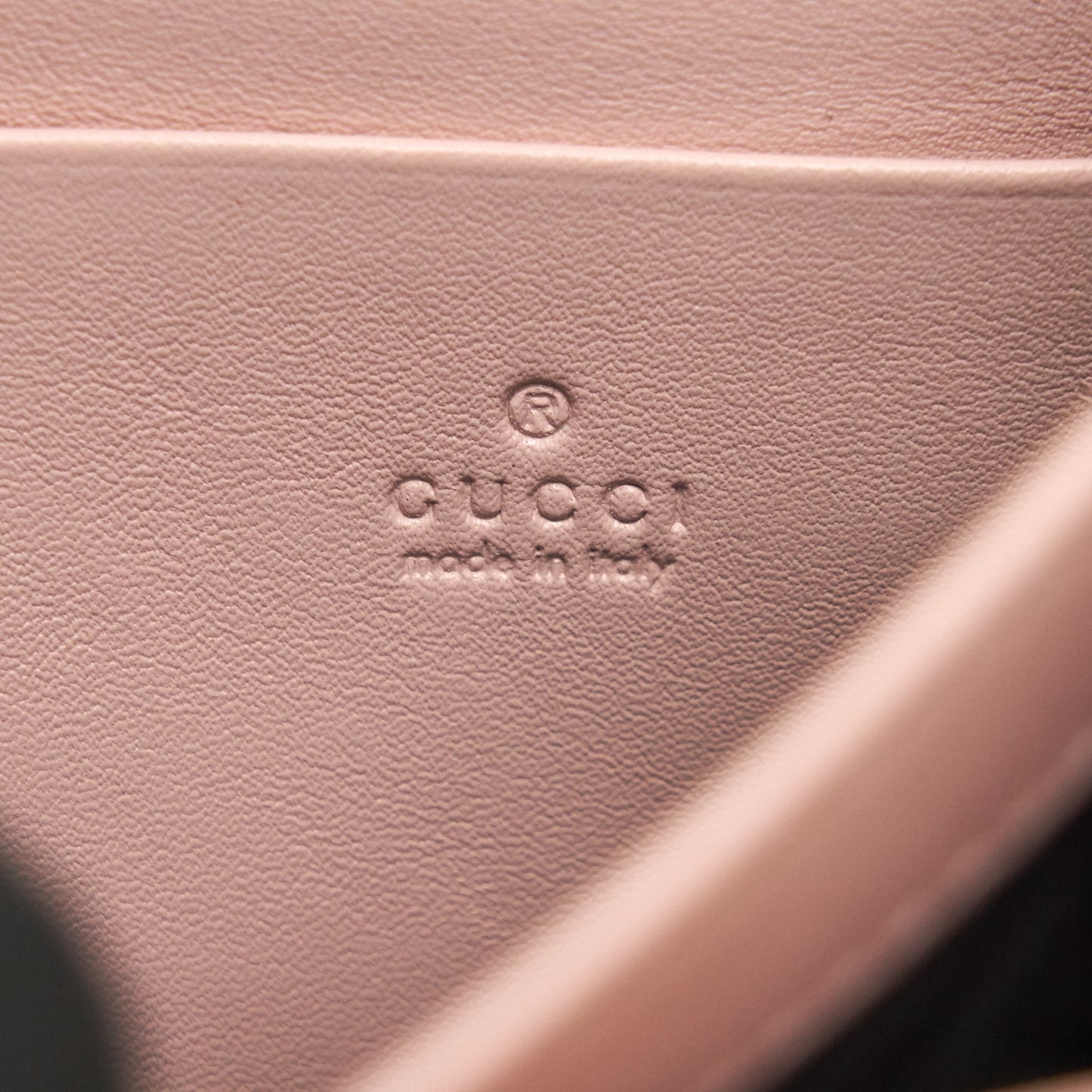 Gucci GG Marmont Matelasse Mini Bag Pink