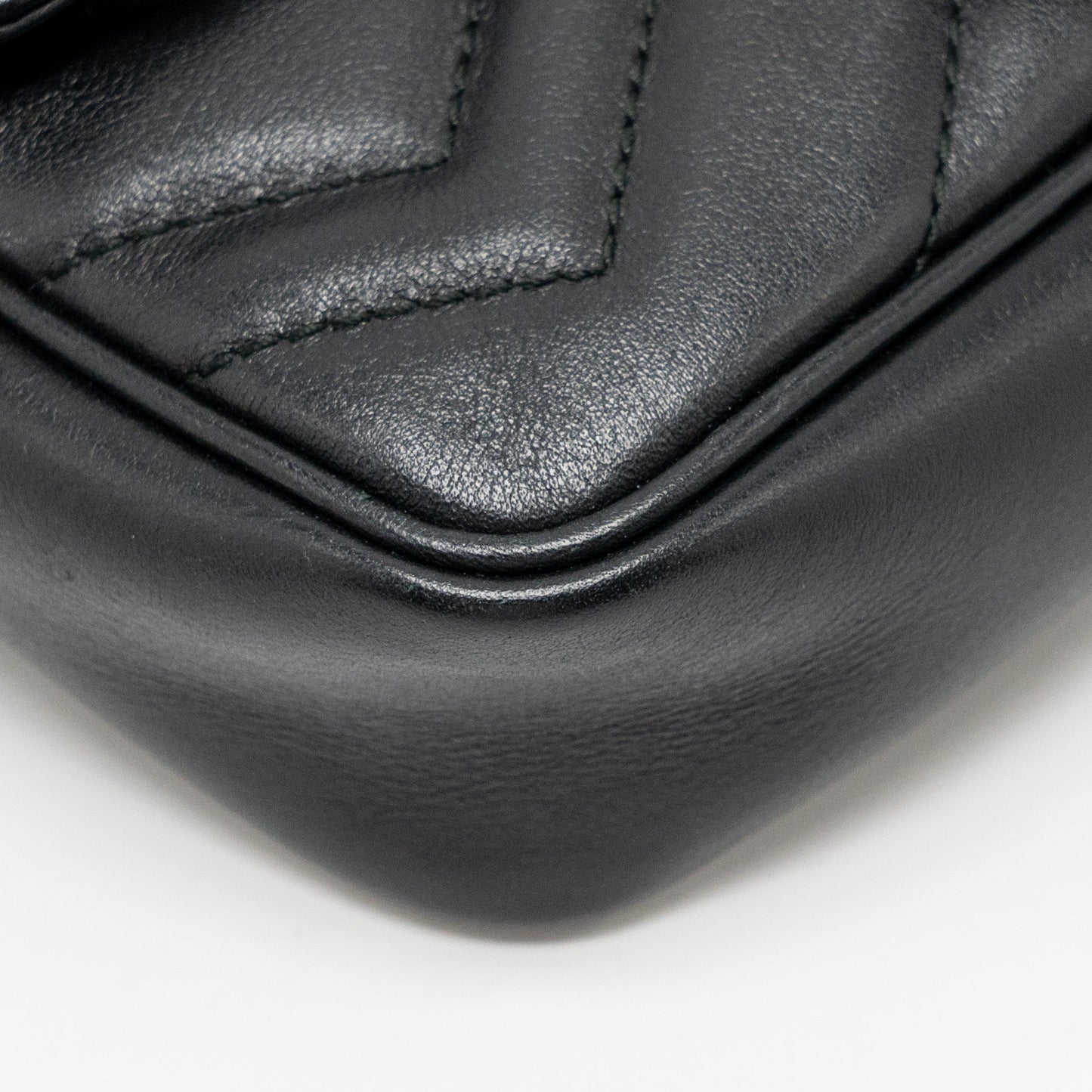 GUCCI Super Mini GG Marmont Calfskin Black