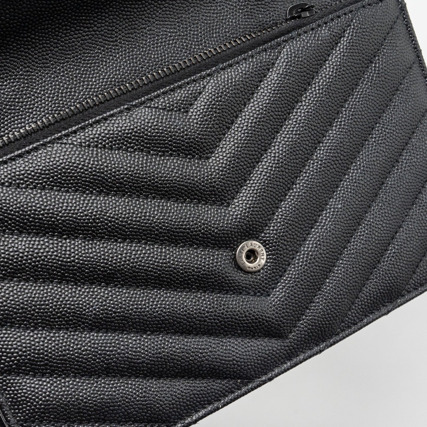 Saint Laurent/YSL Envelope Chain Wallet Calfskin Black / Black Hardware