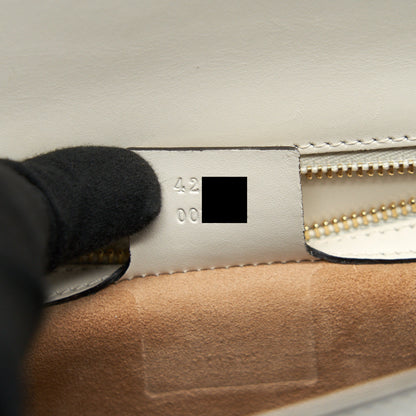 GUCCI SMALL SYLVIE BAG IN WHITE