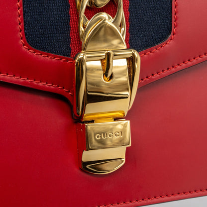 Gucci Sylvie shoulder bag calfskin red