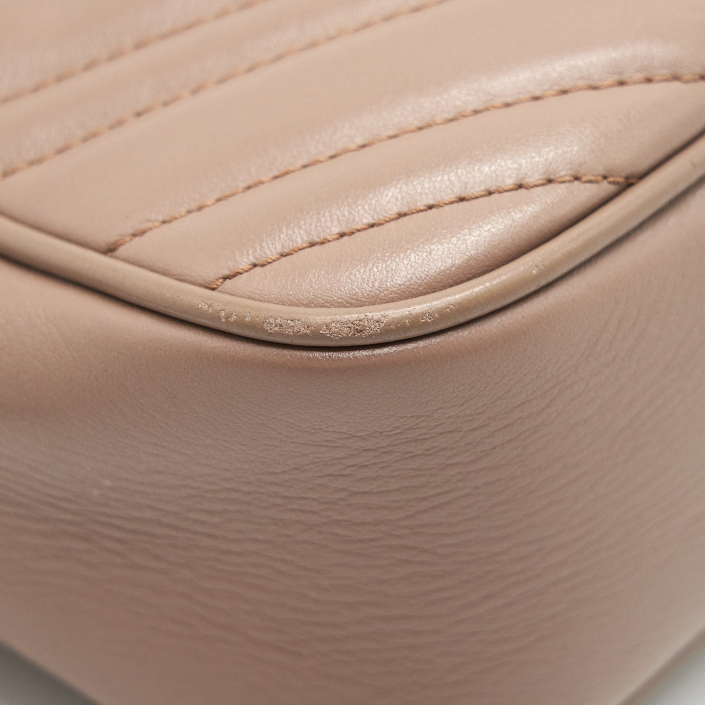 Gucci GG Marmont Small Matelasse Camera Bag Beige