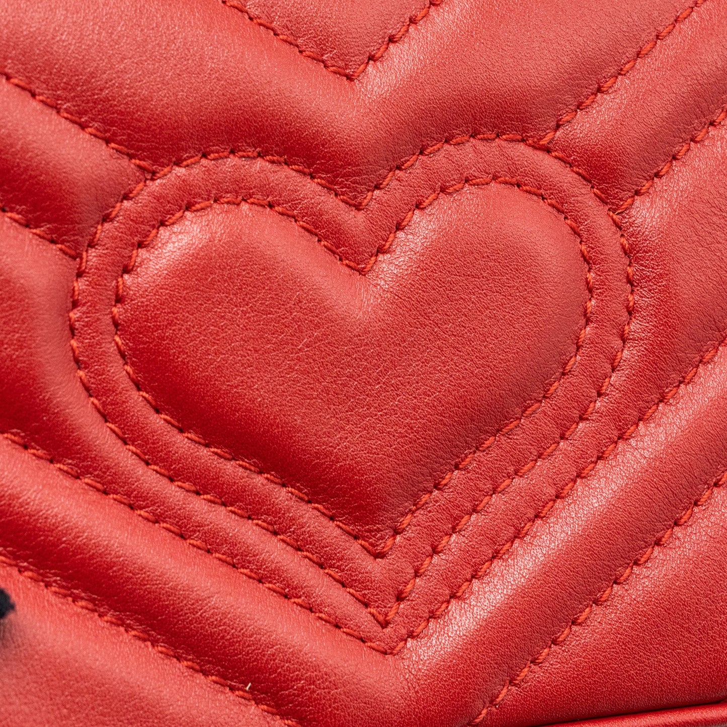 Gucci Marmont super mini matelassé chevron Calfskin red