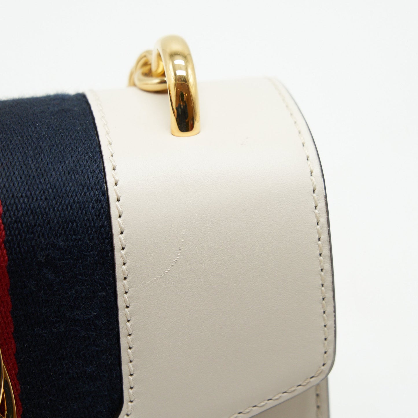 Gucci Mini sylvie chain Bag White