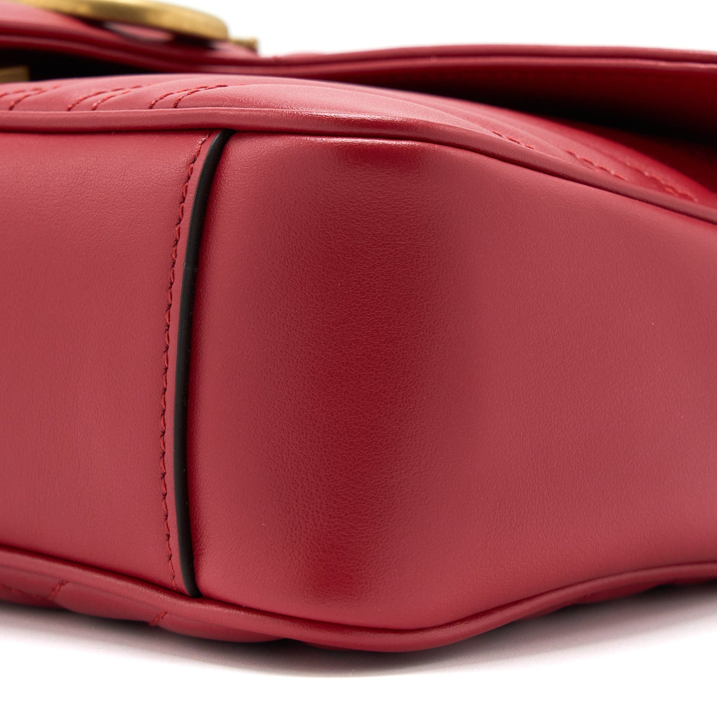Gucci Small GG Marmont Bag Calfskin Red Brushed