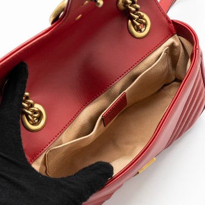 Gucci mini GG marmont shoulder bag calfskin red