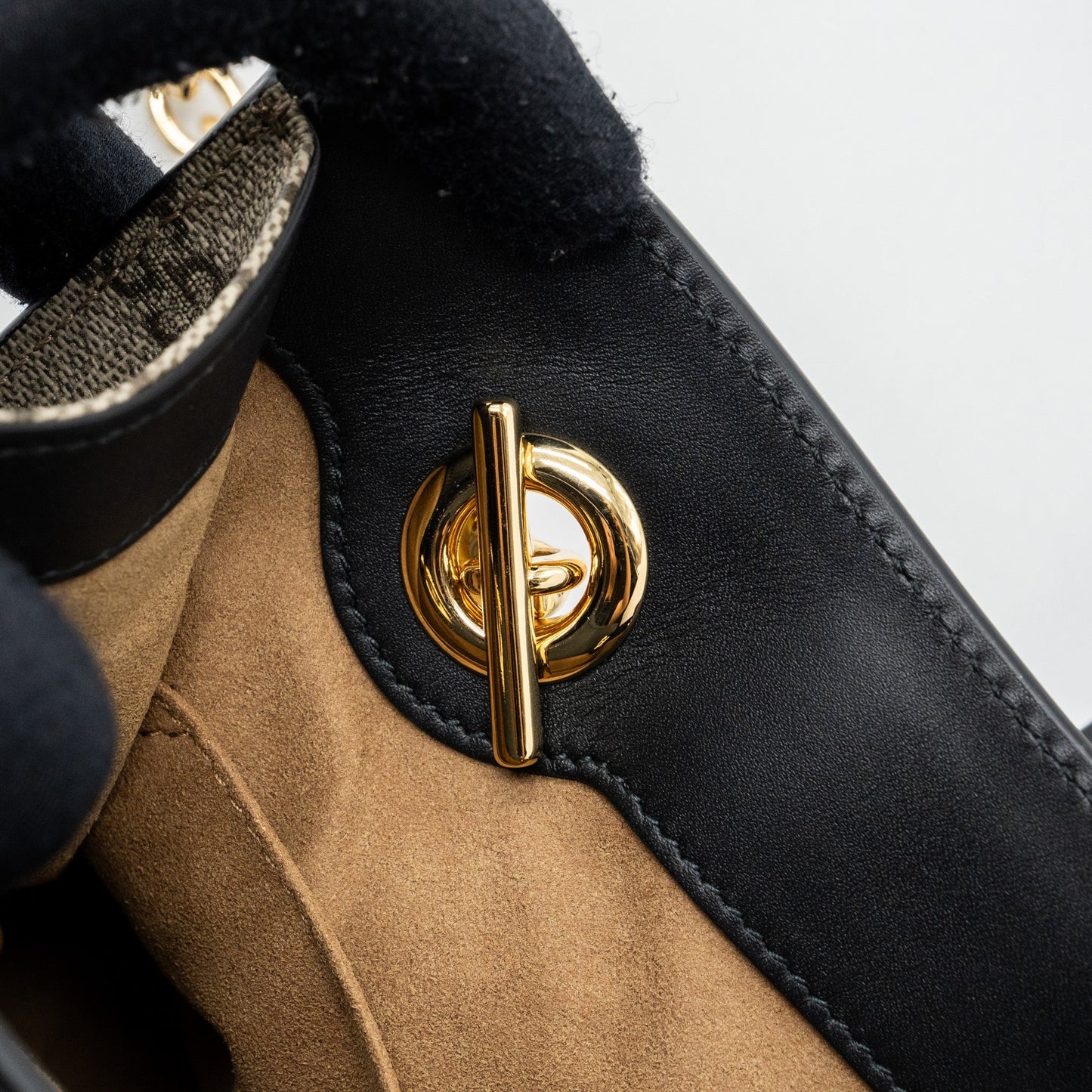 Gucci small GG padlock shoulder bag GG supreme canvas black