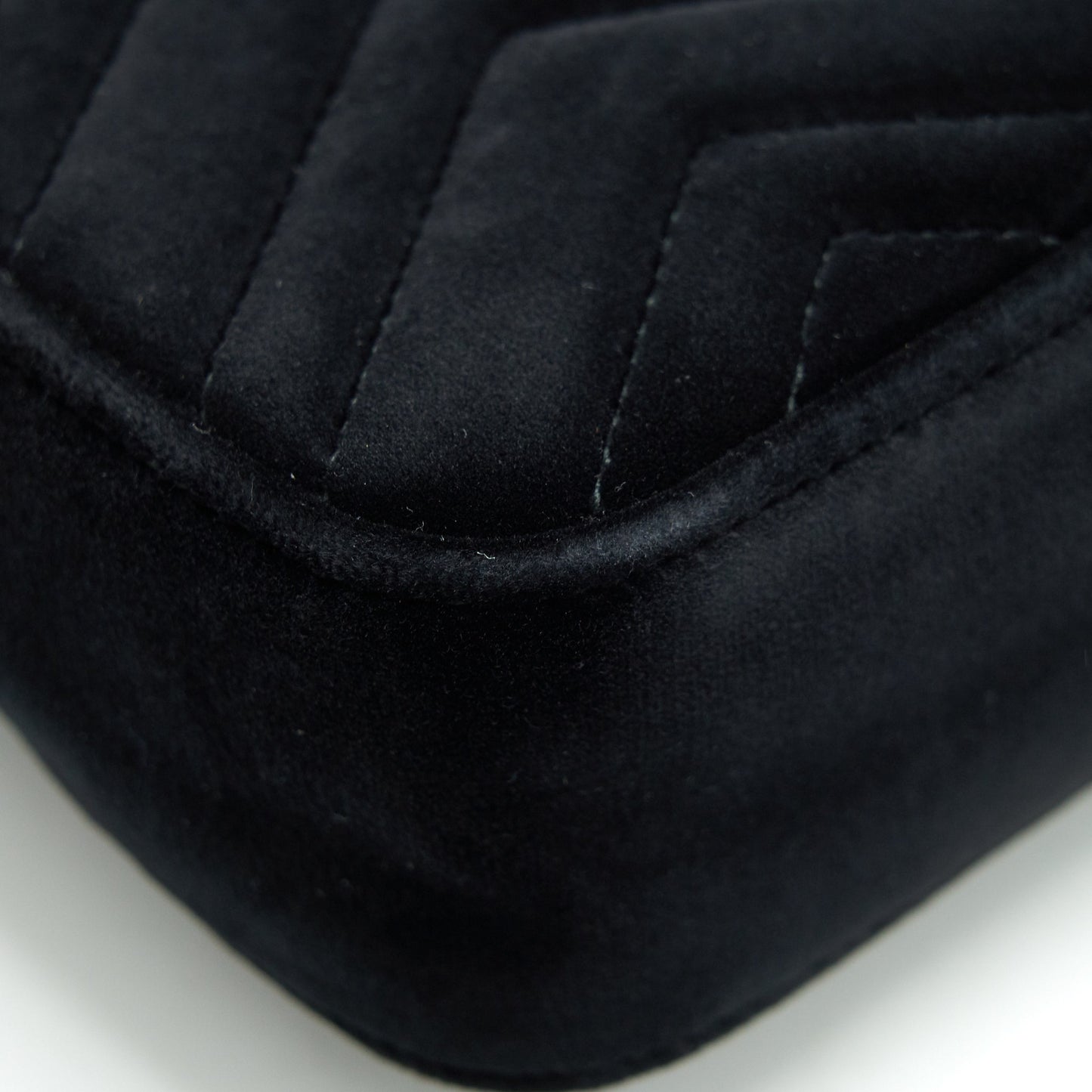 Gucci mini marmont Velvet black