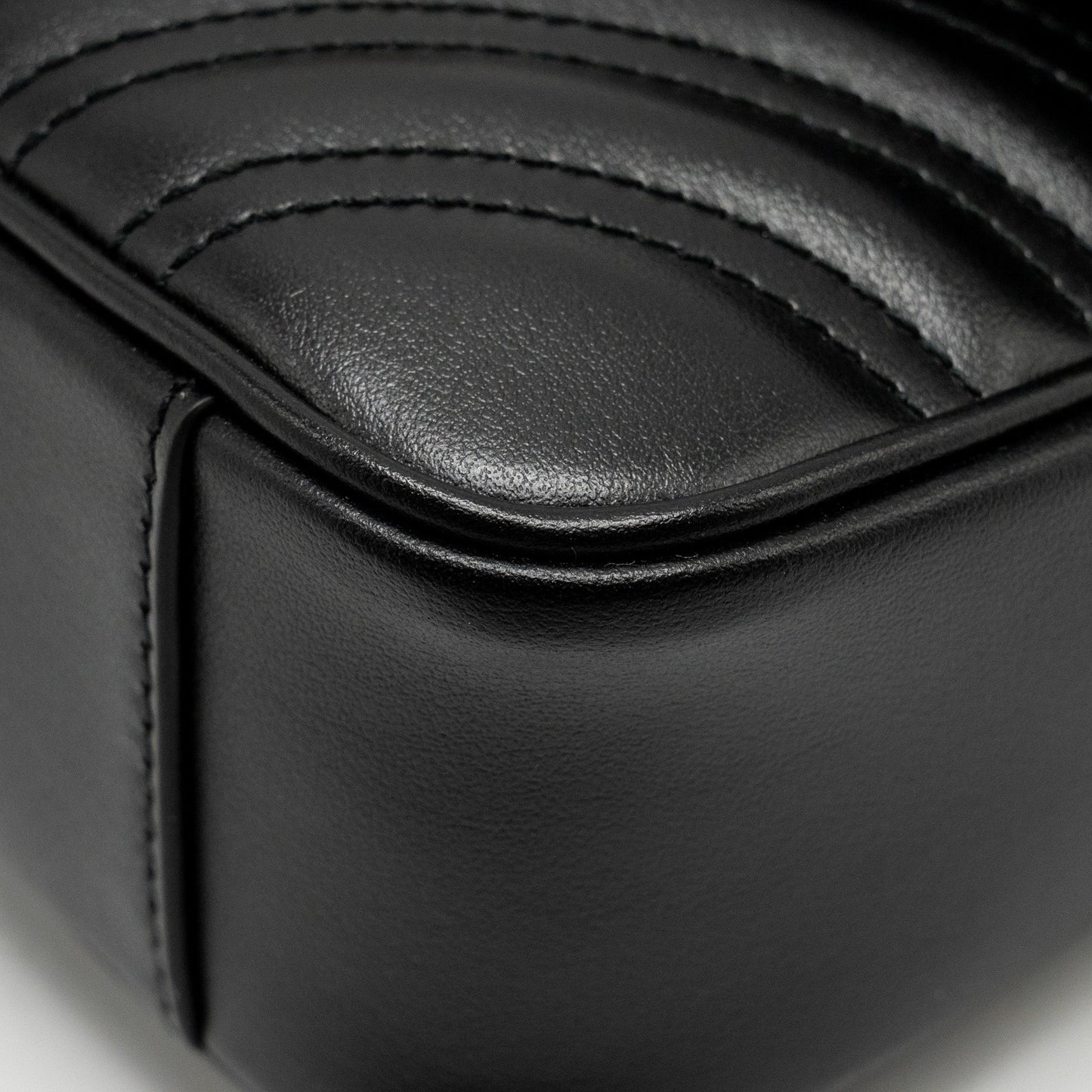 Gucci Mini GG Marmont Shoulder Bag Calfskin Black