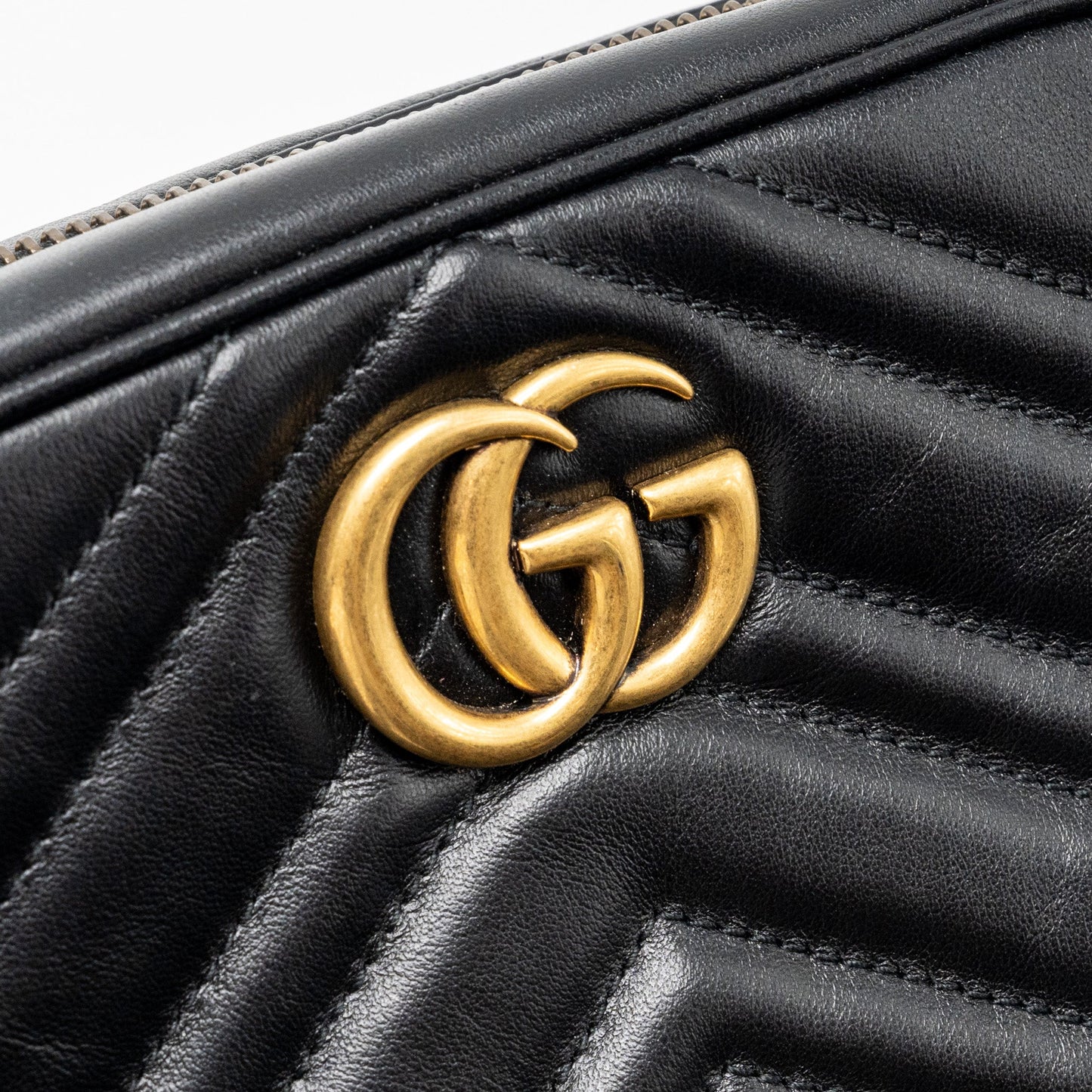 Gucci GG Marmont Matelasse Mini Camera bag calfskin black