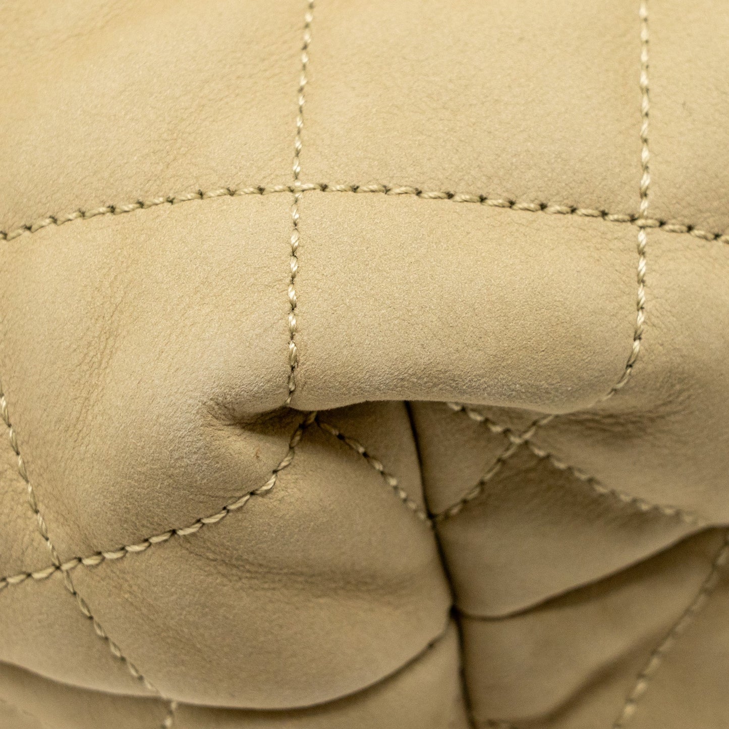 SAINT LAURENT/YSL ICARE Maxi Quilted Tote Bag Nubuck Suede Beige GHW