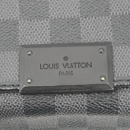 LOUIS VUITTON District Messenger Damier Graphite Messenger Bag Black