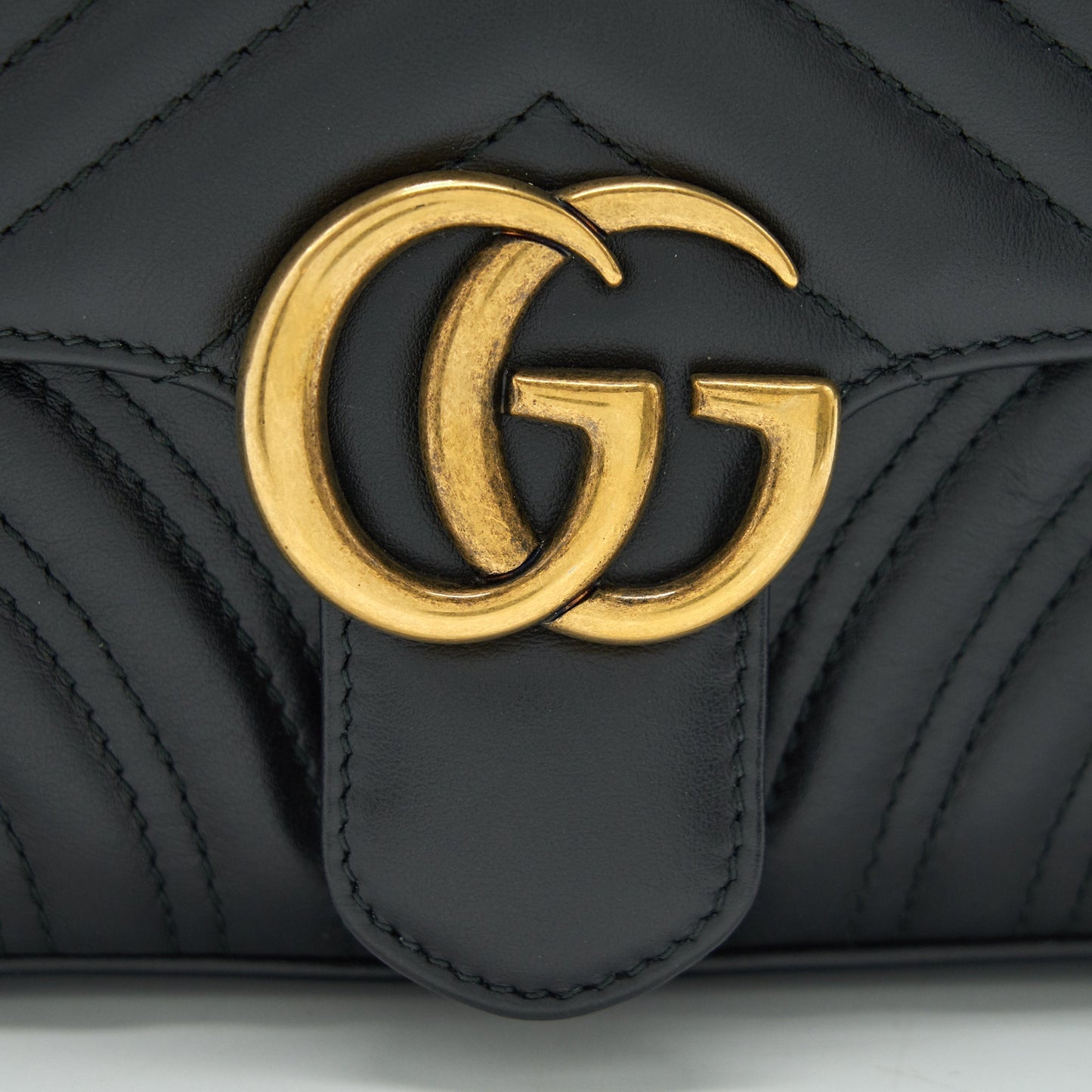 GUCCI GG MARMONT MINI BAG BLACK WITH