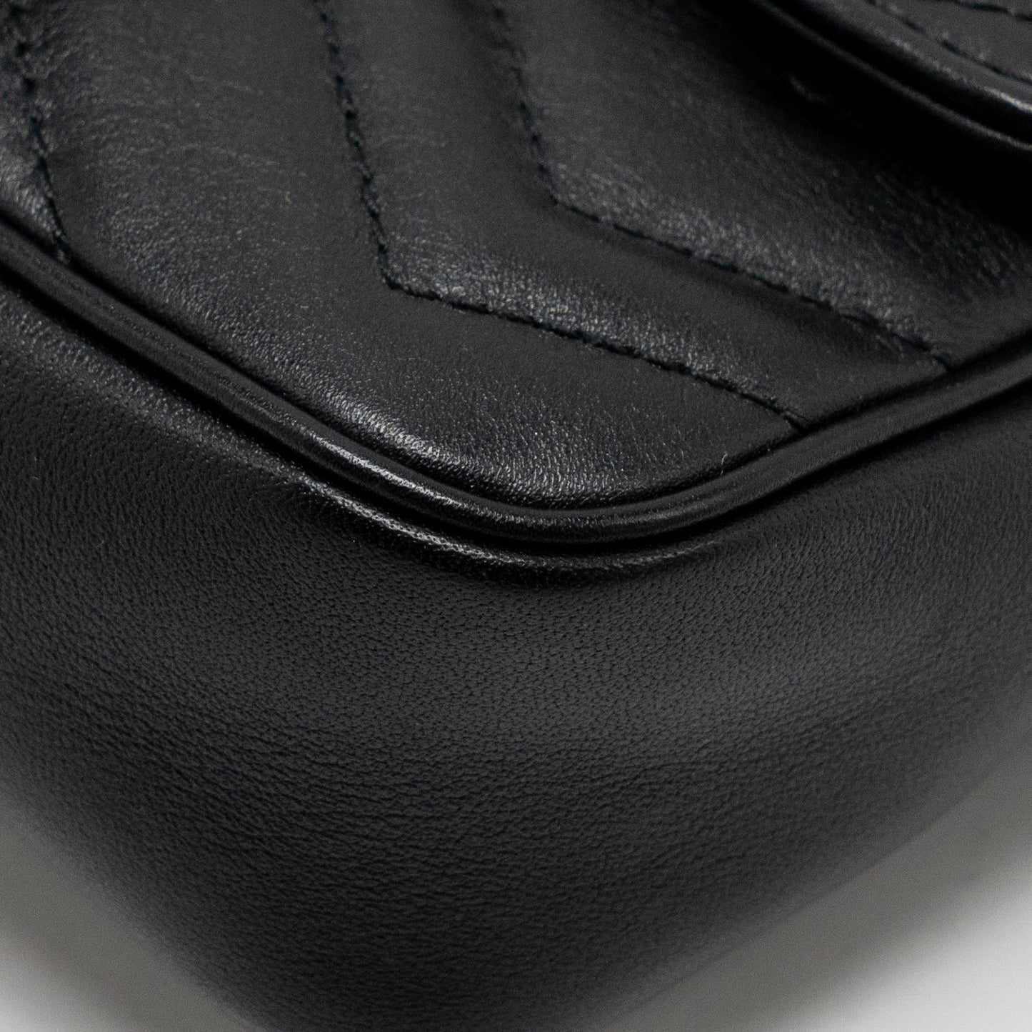 Gucci Super Mini GG Marmont Calfskin Black