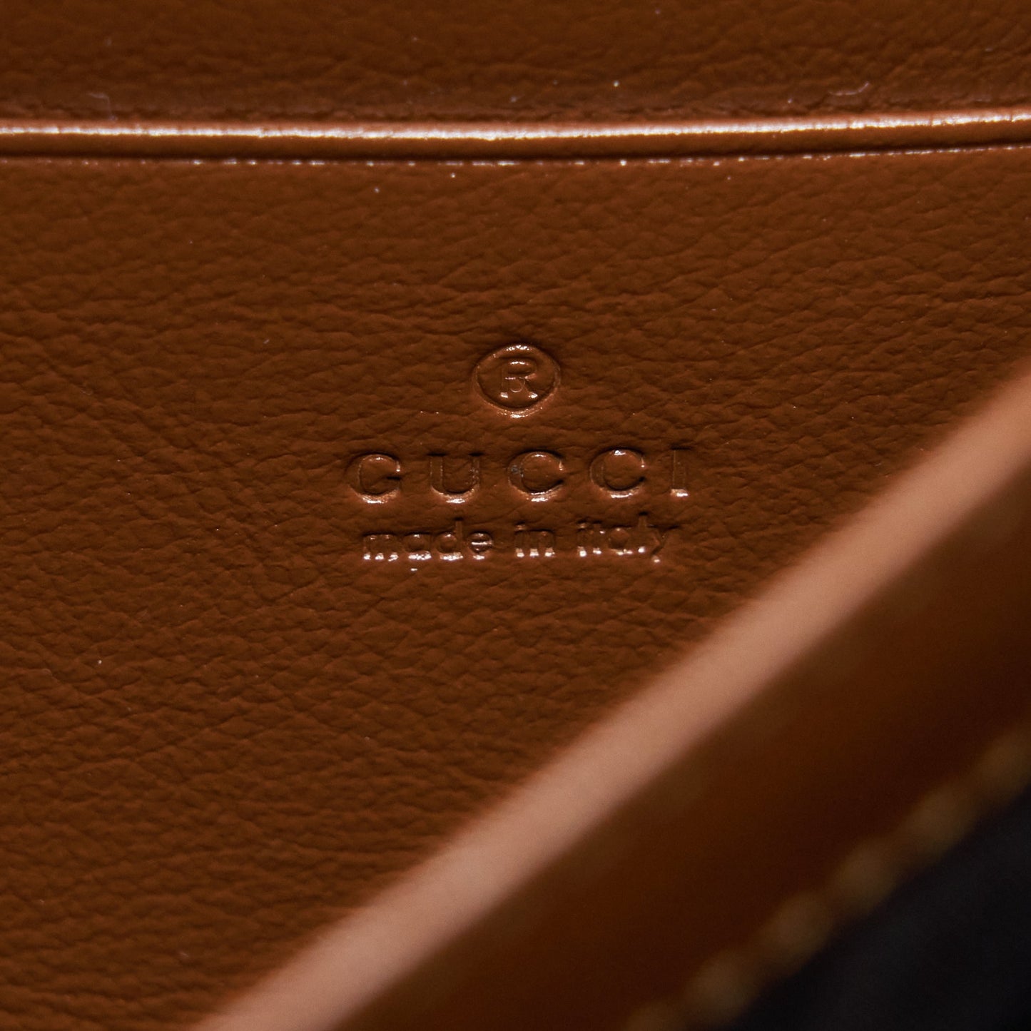 Gucci GG Marmont Matelasse Mini Bag Calfskin Brown