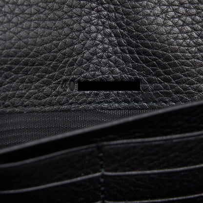 Gucci Grained Calfskin GG Logo Wallet on Chain with