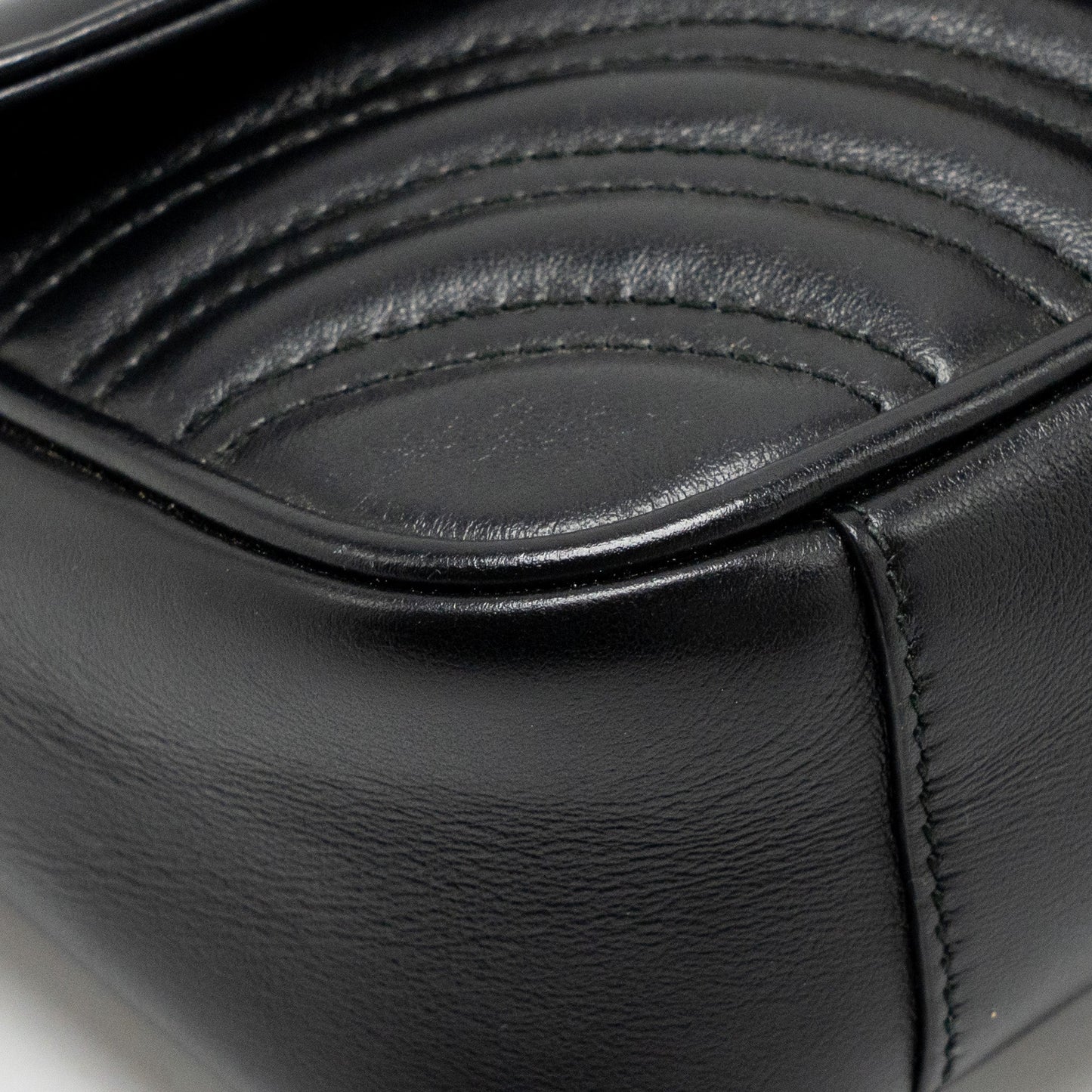 GUCCI Mini GG Marmont Shoulder Bag Calfskin Black